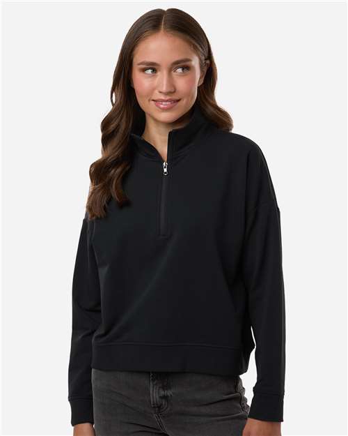 Women's Perform Quarter-Zip Pullover